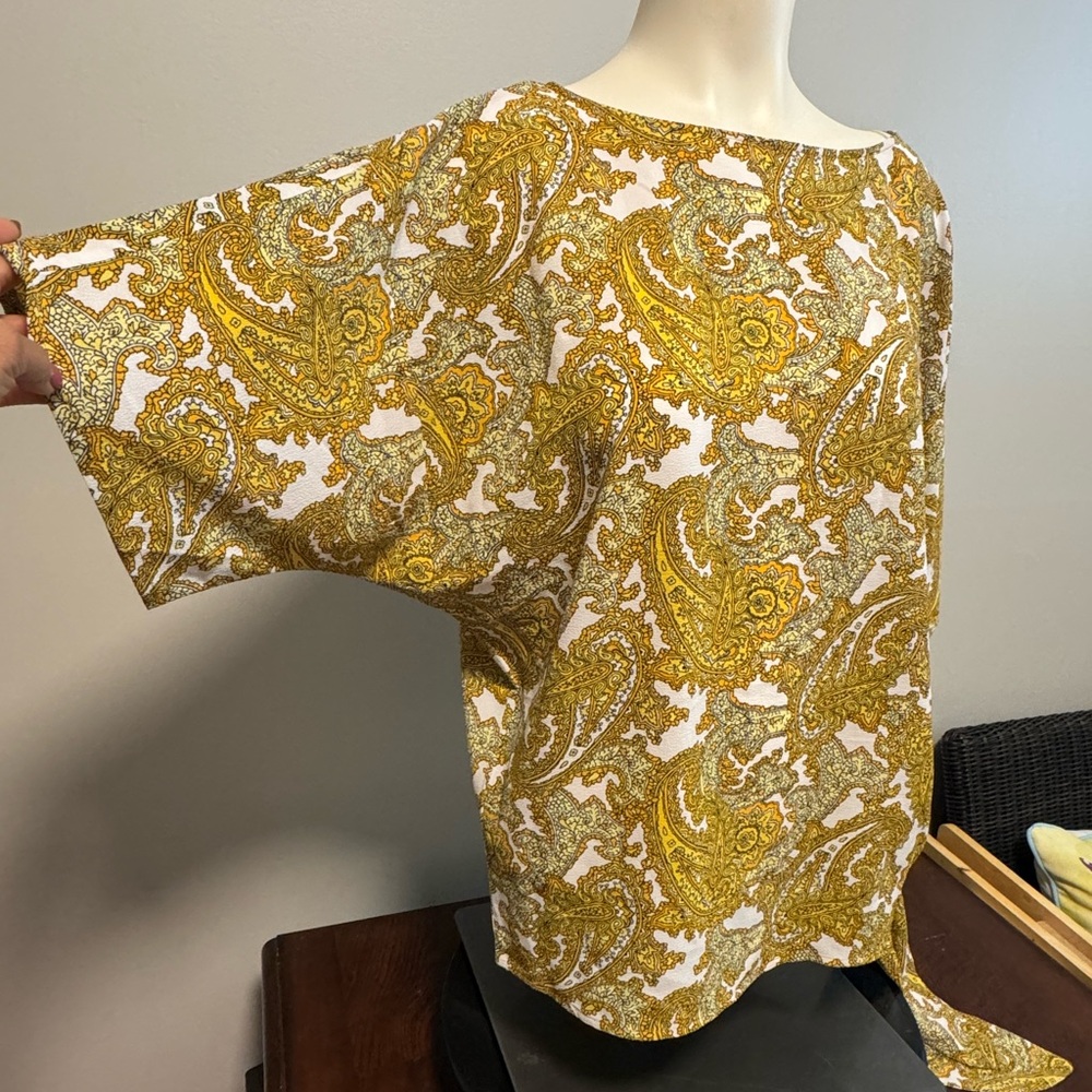 Mk blouse size small